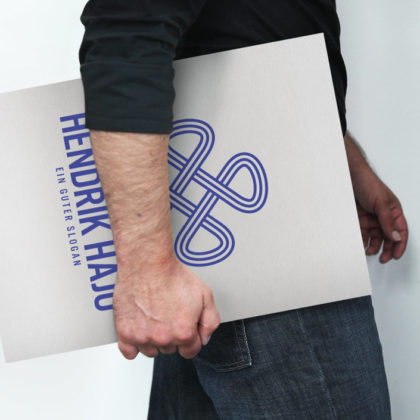 Logo Buchstabe H Form