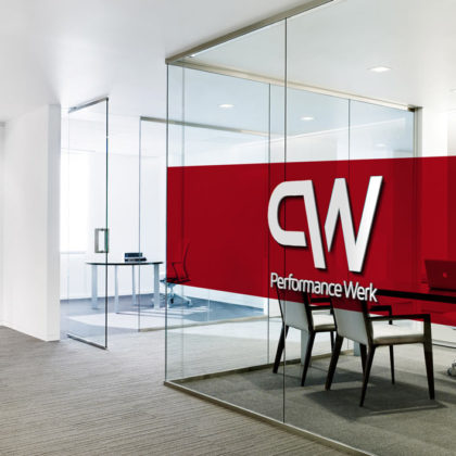 Logo Buchstabe P und W