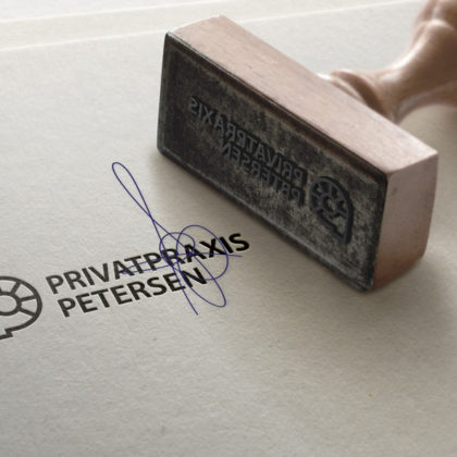 Buchstabe P Logo