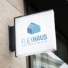 Logo Tiny Haus Fertighaus Mobilhaus Flexibles Haus Mobiles Haus Hausbau Architekt Architektur Ferienhaus Häuslebauer Gebäude Wohnen Fertiges Logo kaufen Logoshop LogoAtelier.eu