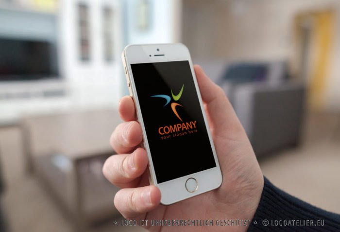 Triple Buchstabe C Logo