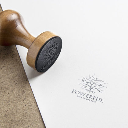 Logo Kraftvoller Alter Baum