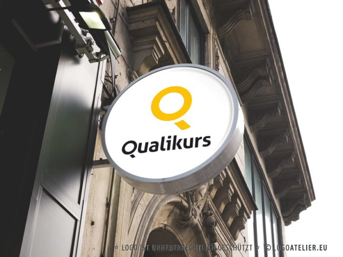 Logo Buchstabe Q Logo