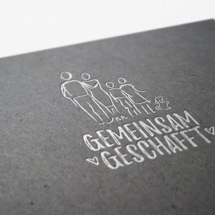 Logo Gemeinsam Geschafft Erreicht Gezeichnet Familie Fertiges Logo kaufen