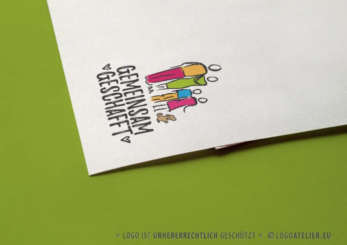 Logo Gemeinsam Geschafft Erreicht Gezeichnet Familie Fertiges Logo kaufen