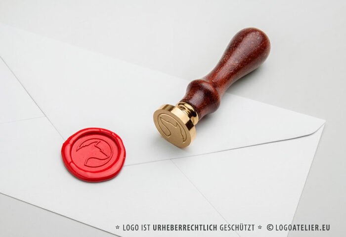 Logo Wolf Stark Selbstbewusst Nach vorne schaun Fuchs Industrie Kraftvoll Wissend Weisheit Fertiges Logo kaufen Logoshop Logoatelier.de