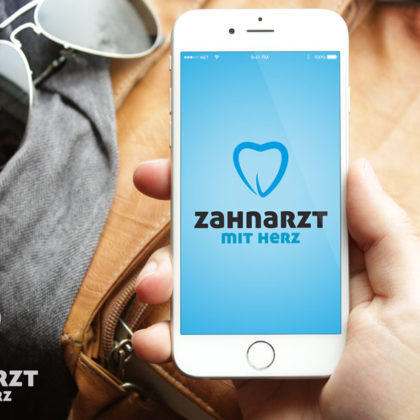 Zahnarzt mit Herz Logo professionelles Logo online kaufen LogoAtelier.eu Logoshop
