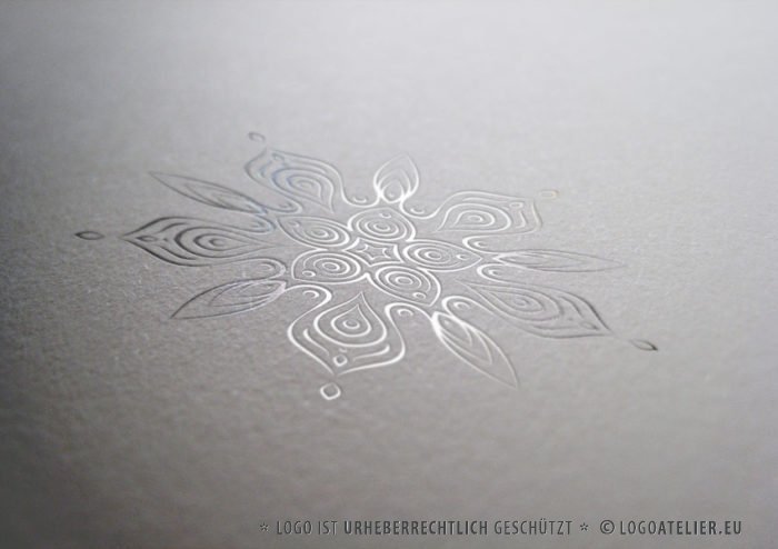 Logo Ganzheitliche Medizin Geometrisch Zart Esoterik fertiges Logo kaufen LogoAtelier.eu