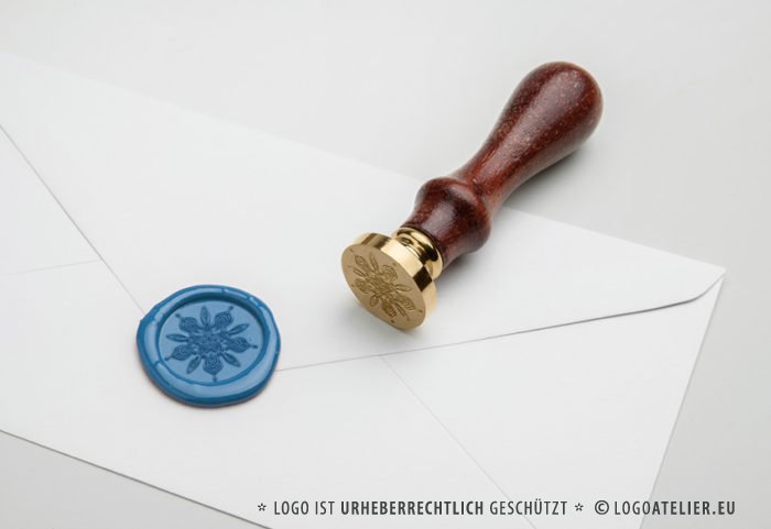 Logo Ganzheitliche Medizin Geometrisch Zart Esoterik fertiges Logo kaufen LogoAtelier.eu