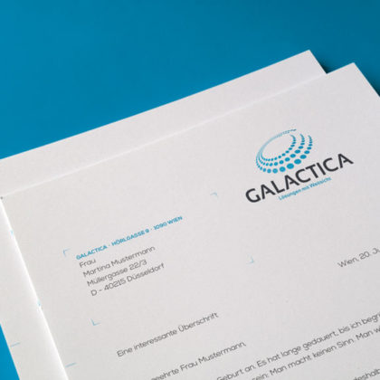 Abstraktes Logo Punkte Wirbel Bewegung Galaxie Schwebend Kuven Konzentrisch Weitblick Fertiges Logo kaufen Logoshop LogoAtelier.eu