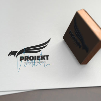 Logo Adler Weitblick Technik Erfahrung Logik Fähigkeiten Intelligenz Scharfsinn Wissen Fliegen Flügel Mut Kraft Weisheit Erkenntnis Fertiges Logo kaufen LogoShop LogoAtelier.eu