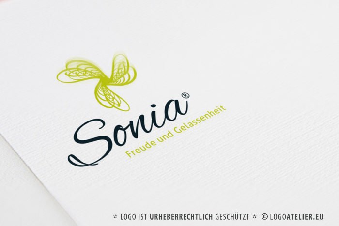 Natur Logo Freude Gelassenheit Spirituelles Logo Leichtes Logo Windrad Windmühle Natur Kraft Bewegung Insekten Flügel Frei Fertiges Logo kaufen LogoShop LogoAtelier.eu