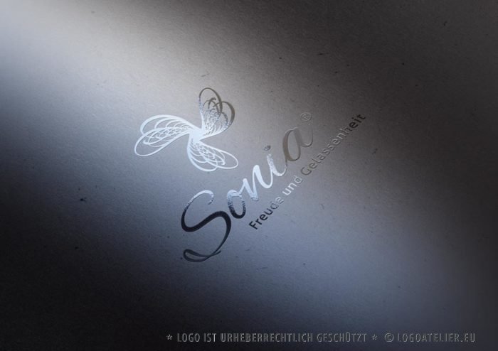 Natur Logo Freude Gelassenheit Spirituelles Logo Leichtes Logo Windrad Windmühle Natur Kraft Bewegung Insekten Flügel Frei Fertiges Logo kaufen LogoShop LogoAtelier.eu