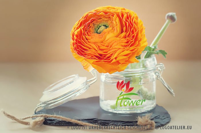 Pflanzen Logo kaufen Grünes Logo Blumen Dekoration Urlaub Florales Florist Südsee Blüte Schönheit Logo mit Blumen Vektor Logo kaufen Dekoration Elegantes Logo kauten LogoShop LogoAtelier.eu