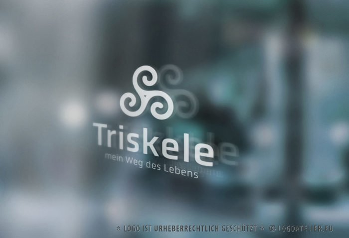 Logo Triskele Esoterik Vergangenheit Gegenwart Zukunft Geburt Leben Tod Beine Drei Spirituelles Logo kaufen Sanft Heilung Heilpraxis Pures Logo Exklusives Logo kaufen Beruhigend LogoShop LogoAtelier.eu