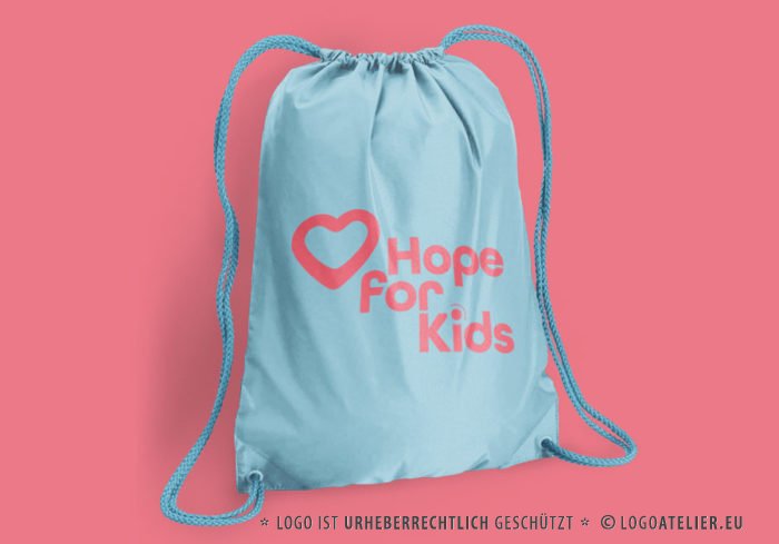 Logo Hoffnung Kinder Herz Liebe Umsogen Hilfe Helfen Sozial Achtsam Kids Kreativ Herz Beratung Friedlich Spass Fertiges Logo kaufen LogoShop LogoAtelier.eu