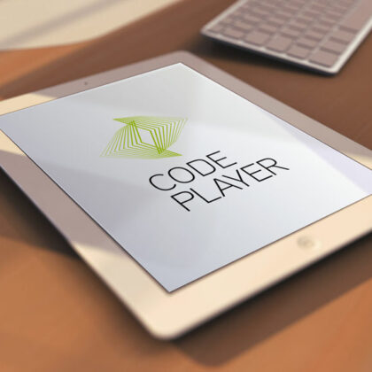 Logo Software Entwicklung Programmieren Engineering Software Entwickler Programme Code App EDV spitze Klammer Digitalisierung Virtuelles Codeplayer Schlichtes Logo kaufen LogoShop LogoAtelier.eu