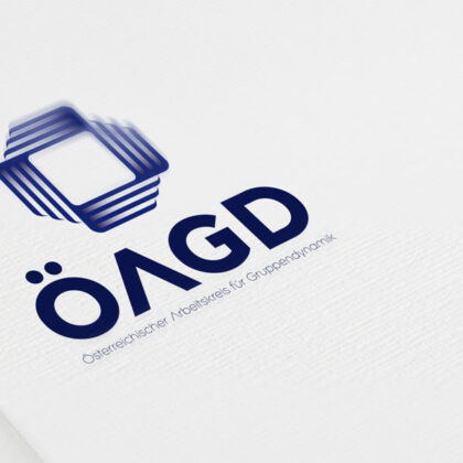 Logo Eckiger Kreis Verschlungene Form Buchstabe O Geometrie Letter Logo Geometrisch Einfaches Logo kaufen LogoShop LogoAtelier.eu