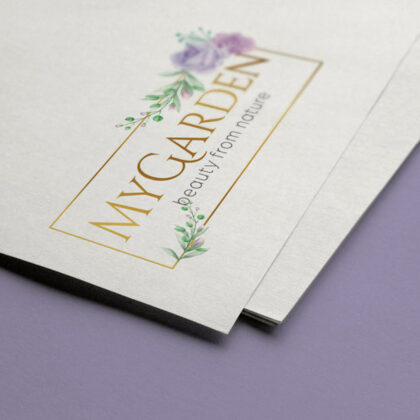 Edles Rosen Logo Exklusiv auf LogoAtelier Blumen Natur Garten Gärtnerei Schönheit Zauber Weiblich Sinnlich Spirituell Fertiges Logo kaufen Logoshop von LogoAtelier