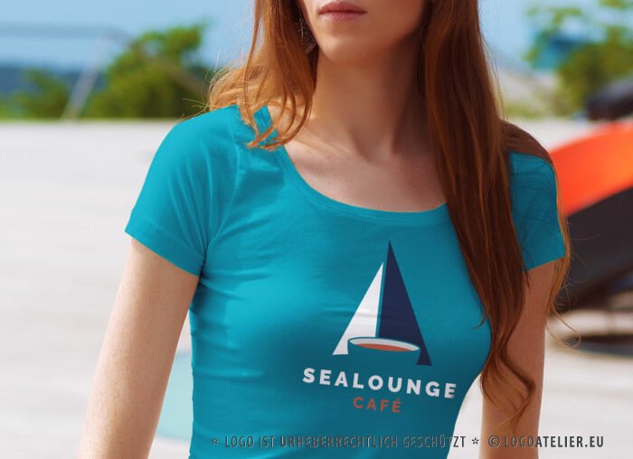 Logo Segelboote Cafe Segeln Freiheit Wind Sealounge Lounge Meer Urlaub Hafen Kaffeehaus Kaffee Marina Restaurant Erholung Urlaub Entspannung Wasser Fertiges Logo kaufen LogoShop Logoatelier.eu
