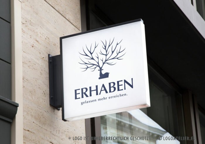 Logo Erhaben Erfolg Geweih Gelassenheit Stark Hirsch Reh Wild Baum Stärke Anmutig Edel Macht Magie Magisch Majestätisch Männlich Baum Natur Stärke Fertiges Logo kaufen Logoshop LogoAtelier.eu