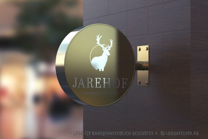 Logo Hirsch Wild Rotwild Anmutig Kraftvoll Anmut Golden Hirschgeweih Geweih Reh Mut Stärke Stolz Tiere Wald Männlich Majestätisch Stark Verantwortung Mut Fertiges Logo kaufen LogoShop LogoAtelier.eu