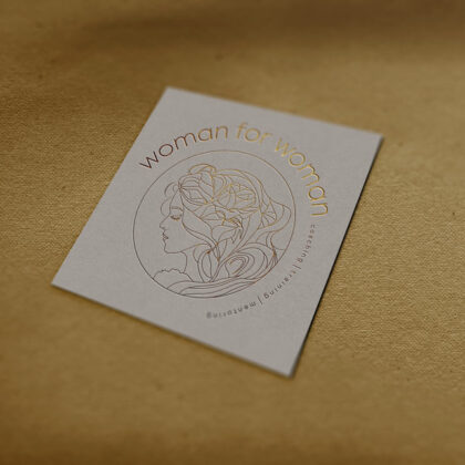 Frauenkopf Logo mit Blume Frauen Kopf Weibliches Logo Woman For Woman Kurven Coaching Mentoring Club Gold Geschlecht Leicht Blüte Jungfrau Griechisch Fertiges Logo kaufen LogoShop LogoAtelier,eu