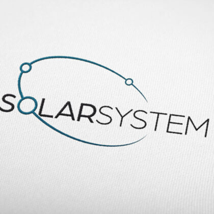 Logo Sonnensystem Planeten Buchstabe O Sterne Kosmos Kreis Gruppen Konzentrisch Alien Bewegung Galaxie Monde Coole Logos kaufen Logoshop Logoatelier.eu