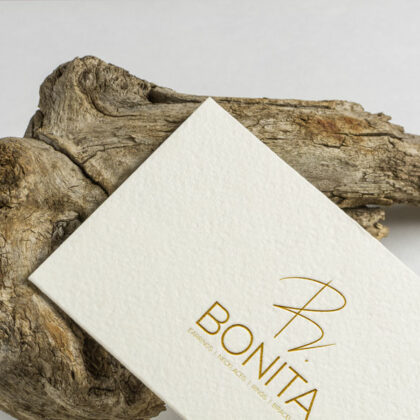 Handgezeichnetes B Logo Buchstabe B Logo Kunst Künstler Einzigartig Individuell Basteln Werken Handwerker Schmuck Selber Machen Weiblich Feminin Klassisches Logo kaufen LogoShop LogoAtelier.eu