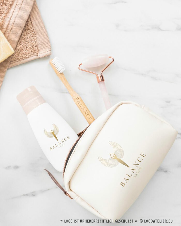 Logo Beauty Salon Balance Schönheit Ruhe Entspannung Sanft Heilung Gesundheit Glücklich Naturkosmetik Weiblich Wellness Vogel Frei Yoga Fertiges Logo kaufen LogoShop LogoAtelier.eu