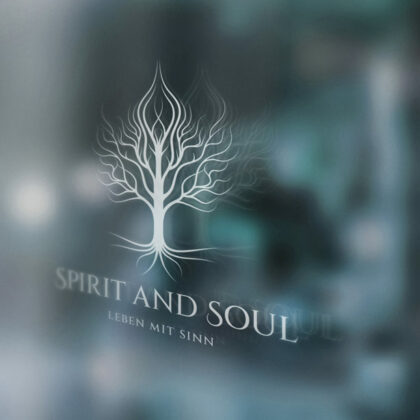 Logo Bewusstsein Geist Seele Esoterik Menschen Baum Leben Sinn Religion Spirituell Weiblich Weisheit Heilpraxis Erkenntnis Fertiges Logo kaufen Logoshop Logoatelier.de