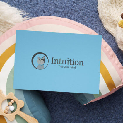 Logo Schlaue Katze Samtpfote Klug Intuitiv Intuition Frei Tiere Katzen Hunde Sanft Schlau Genial Schurren Ohren Freier Geist Fertiges Logo Kaufen Logoshop Logoatelier.eu