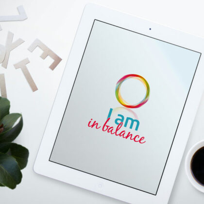 Logo bunter Kreis Balance Spirituell Achtsam Spirit Meditation Magisch Ruhe Tagesanbuch Zart Zauber Yoga Einklang Beauty Heilung Fertiges Logo kaufen Logoshop LogoAtelier.eu