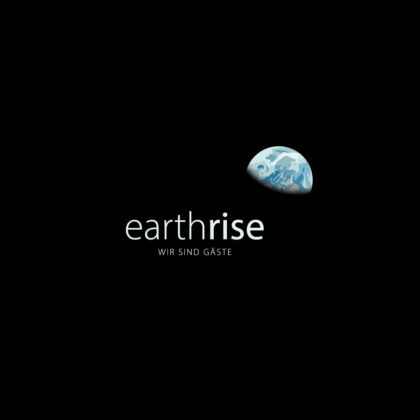 Logo Earthrise Erde Erdenaufgang Naturschutz Achtsam Energie Umweltfreundlich Spirituell Blau Entwicklung Frieden Global Grün Menschen Veränderung Fertiges Logo kaufen Logoshop Logoatelier.eu