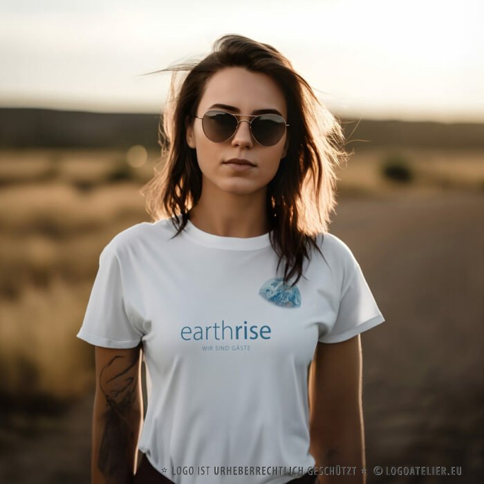 Logo Earthrise Erde Erdenaufgang Naturschutz Achtsam Energie Umweltfreundlich Spirituell Blau Entwicklung Frieden Global Grün Menschen Veränderung Fertiges Logo kaufen Logoshop Logoatelier.eu