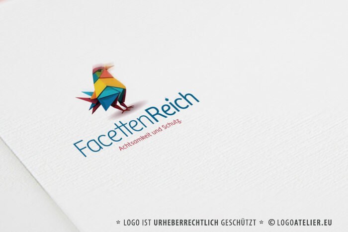 Logo Facettenreich Vogel Bunt Achtsamkeit Schutz Jugend Hilfe Kinder Förderung Einfühlen Berater Fertiges Logo kaufen LogoShop Logoatelier.eu