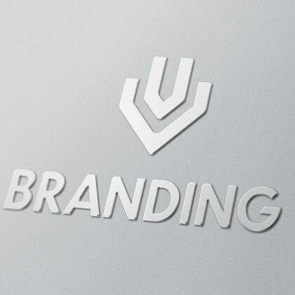 Logo Buchstabe U V Männliches Logo Technisches Logo Werbeagentur Markenagentur Kraftvoll Stark Power Erfolgreich Fertiges Logo kaufen Logoshop Logoatelier.eu