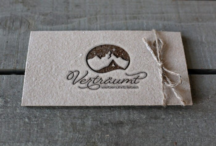 Logo Verträumt Sterne Zelt Nacht Campen Erholung Sterne Erholen Seele Berühren Polarlicht Pink Träumen Natürlich Fertiges Logo kaufen Logoshop Logoatelier.eu