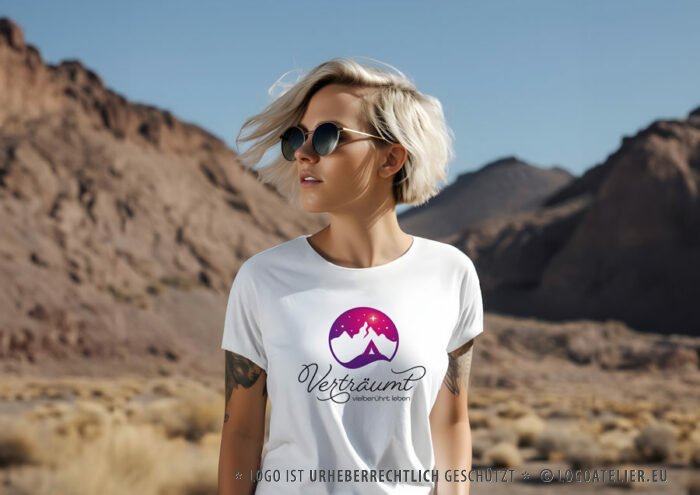 Logo Verträumt Sterne Zelt Nacht Campen Erholung Sterne Erholen Seele Berühren Polarlicht Pink Träumen Natürlich Fertiges Logo kaufen Logoshop Logoatelier.eu