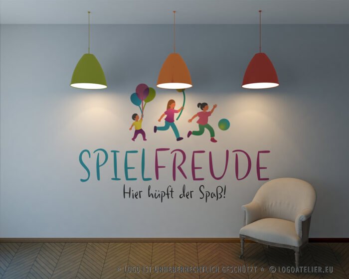 Logo Kinder Spielen Freude Spaß Hüpfen Ball Luftballon Lernen Bewegen Kindlich Liebe Lebensfreude Fertiges Logo kaufen Logoshop Logoatelier.eu
