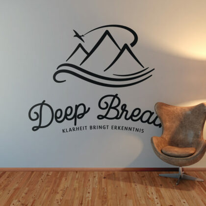 Durchatmen Logo Gipfel Meer Vogel Adler Sinn des Lebens Klarheit Erkenntnis Berge Urlaub Erholung Weisheit Entspannung Wichtiges Identität Ziele Freiheit Fertiges Logo kaufen Logoshop Logoatelier.de