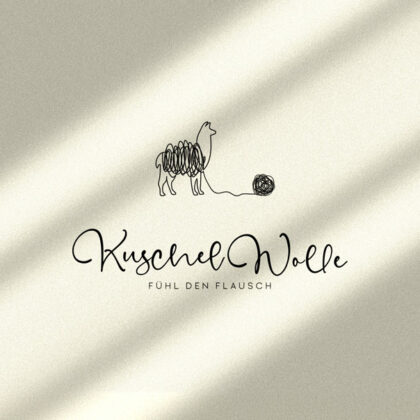 Logo Alpaka Wolle Lama Wolle Kuschel Flauschig Gezeichnet Abenteuer Tiere Ruhe Glück Gelassenheit Innere Balance Spucken Fertiges Logo kaufen Logoshop Logoatelier.eu