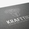 Logo Krafttier Elefant Verbundenheit Verantwortung Stärke Größe Intelligenz Fürsorge Mitfühlend Weisheit Glück Liebe Geduld Güte Scharfsinn Souverän Fertiges Logo kaufen Logoshop Logoatelier.eu