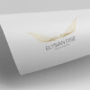 Logo Aufstieg Erhebung Fliegen Leicht Golden Inspiration Flügel Vogel Flugzeug Schmetterling Adler Sicherheit Fertiges Logo kaufen Logoshop Logoatelier.eu