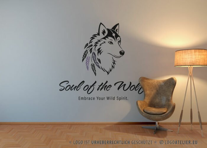 Spirituelles Logo Wolf Seele Federn Leichtigkeit Mystik Wölfin Naturverbunden Kunst Heilig Wild Geist Umarmen Annehmen Schamane Fertiges Logo kaufen Logoshop Logoatelier.eu