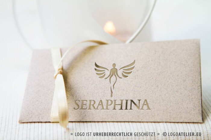 Logo Licht Engel Strahlen Vertrauen Unendlichkeit Flügel Trost Geborgenheit Kraft Herz Liebe Transformation Vision Heilen Harmonie Anmutig Aura Aufstieg Fertiges Logo kaufen Logoshop Logoatelier (7) Logo Licht Engel Strahlen Vertrauen Unendlichkeit Flügel Trost Geborgenheit Kraft Herz Liebe Transformation Vision Heilen Harmonie Anmutig Aura Aufstieg Fertiges Logo kaufen Logoshop Logoatelier.de