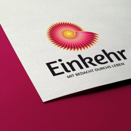 Spirituelles Logo Geborgenheit Einkehr Bedacht Schnecke Vorsicht Achtsam Ruhe Fertiges Logo kaufen Logoshop Logoatelier