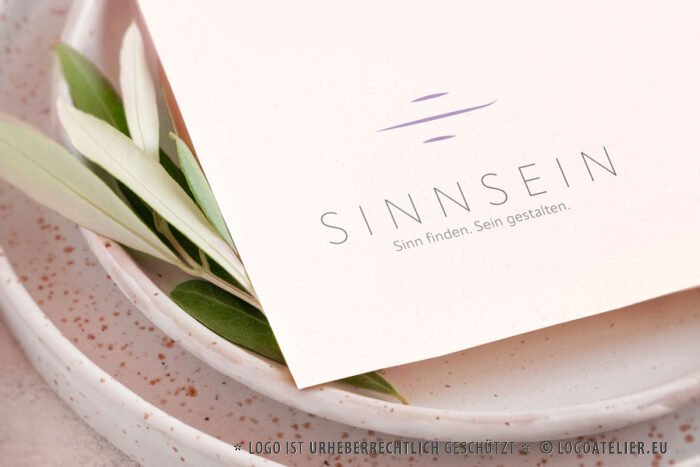 Logo Sinn suchen Bewusstsein Balance Meditation Existenz Bedeutung Sinnvoll sein Bedeutung Sinnhaftigkeit Authentizität Fertiges Logo kaufen Logoshop Logoatelier.de