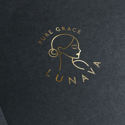 Logo anmutige Frau Schönheit Weiblich Naturkosmetik Pflege Ruhe Entspannen Erholung Gesundheit Massage Grazie Fertiges Logo kaufen Logoshop Logoatelier.de