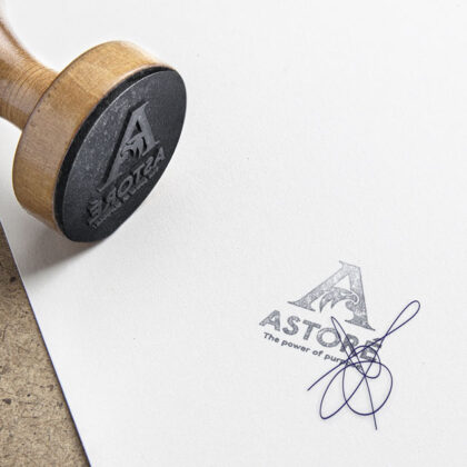 Edles Adler Logo Buchstabe A Habicht Logo Tier Logo Power Kraft Stärke Stil Richtung Zielgerichtet Energie Fertiges Logo kaufen Logoshop Logoatelier.de
